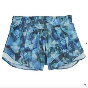 Lululemon Hotty Hot Low Rise Shorts, Size 8